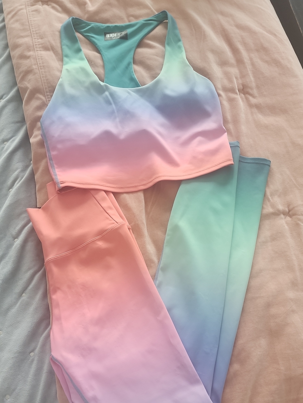 Beach Riot Pastel Ombre Sports Bra & Leggings Set - Mint Pink Lavender